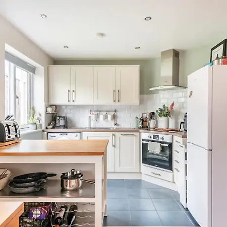 Apartment Flat 4, Kingfisher House Beautiful 2-bed Flat Close To Walls Pass The Keys York