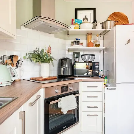 Flat 4, Kingfisher House Beautiful 2-bed Flat Close To Walls Pass The Keys Appartement *